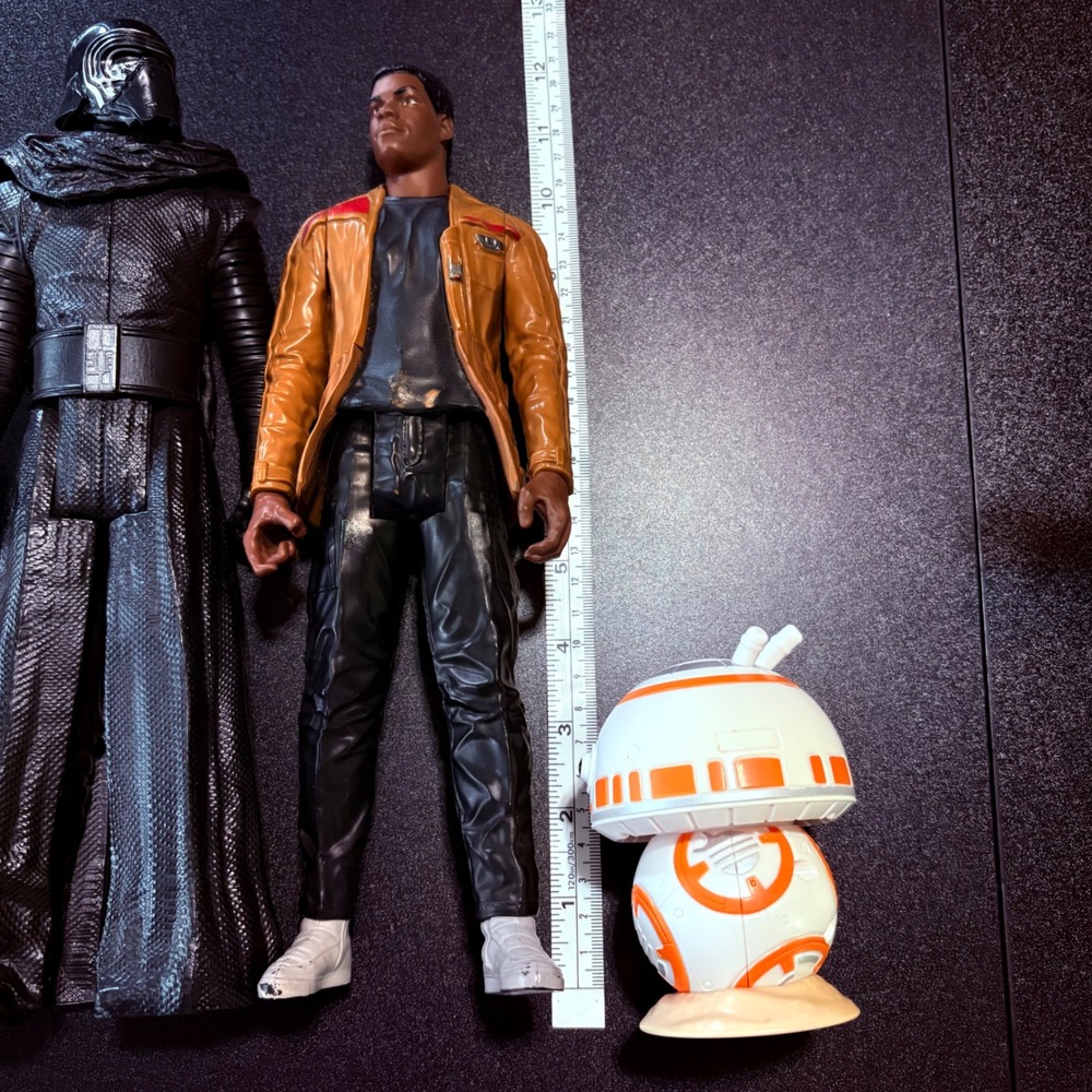 Chewbacca Kylo Ren Finn interactive BB-8 Force Awakens action figure Star Wars - Picture 11 of 16